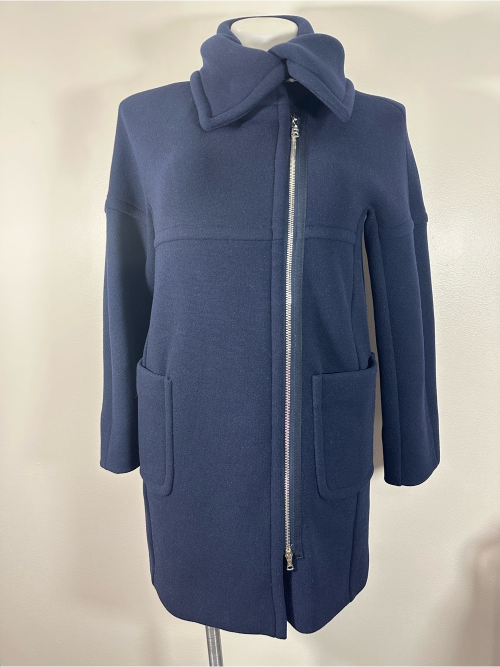 Bogner Women’s Sz 8/M/ 38EU Navy Double Breasted Wool Blend Coat Mid Length